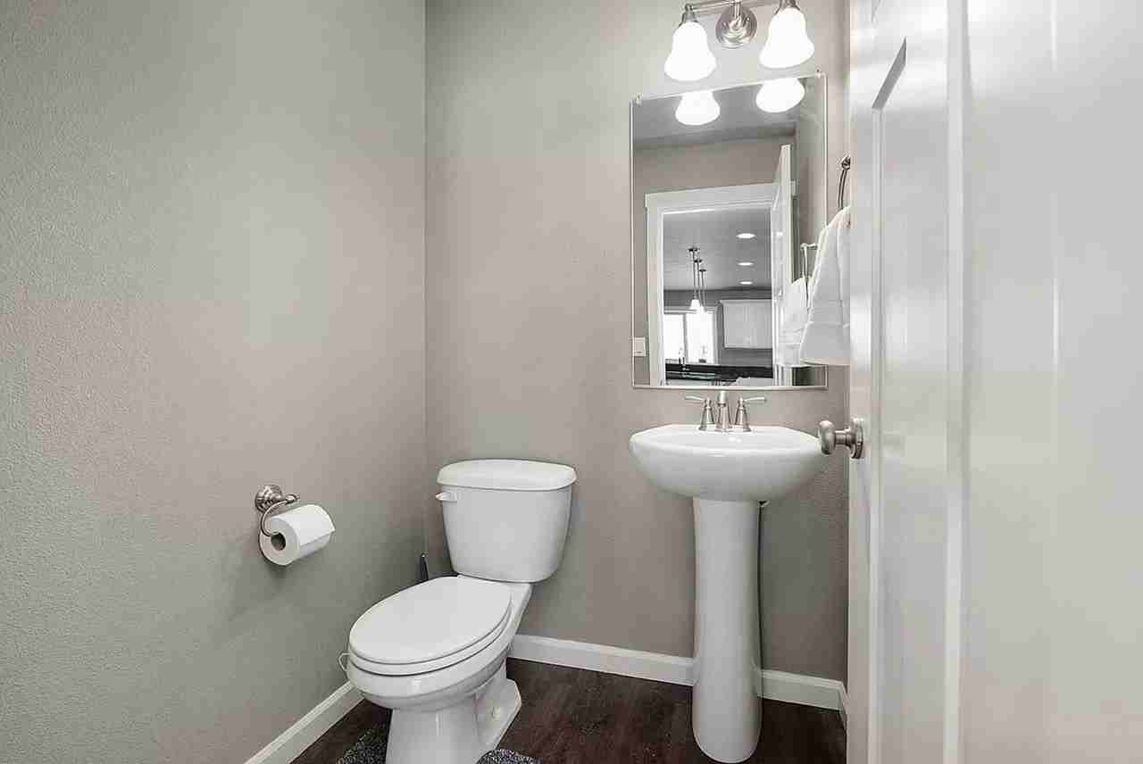 205 S Molly Mitchell Dr - Photo 7 of 20