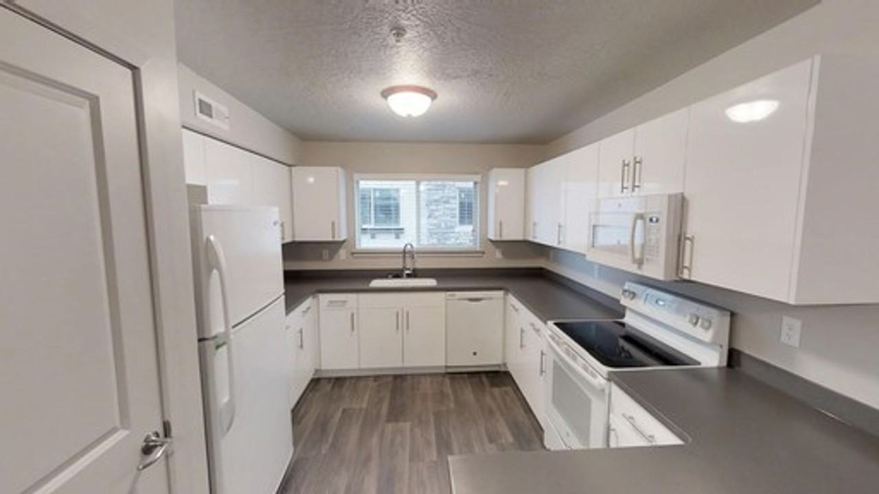 1700 Sandhill Rd #301 - Photo 3 of 9