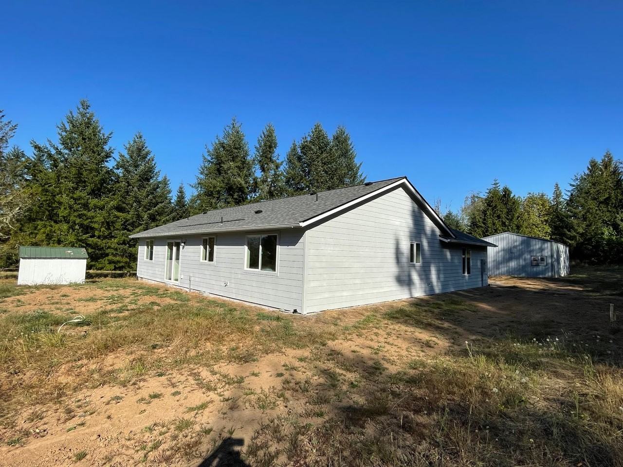 182 Fischer Rd - Photo 2 of 23