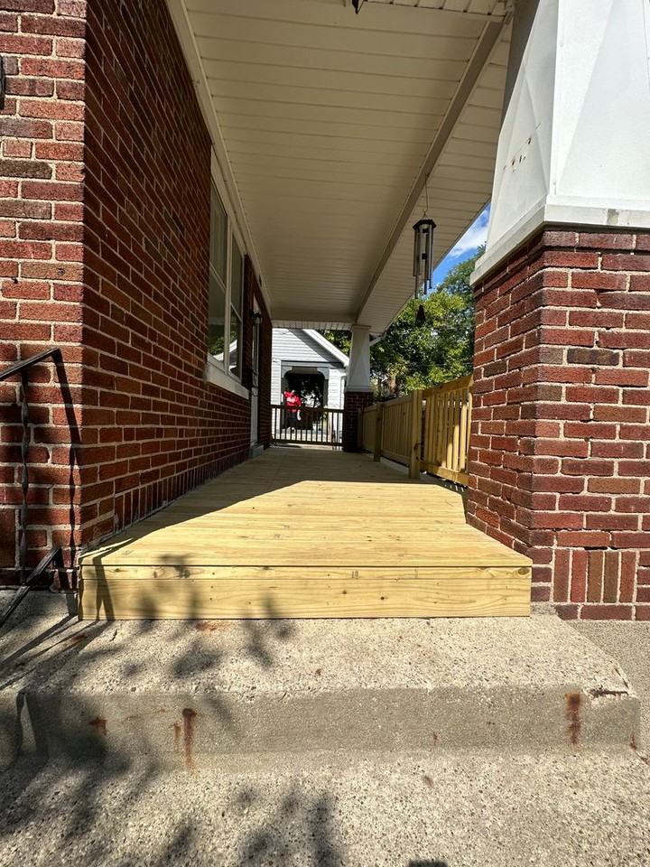 3415 Larue Ct - Photo 2 of 23