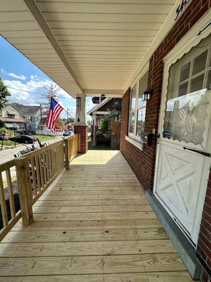 3415 Larue Ct - Photo 3 of 23