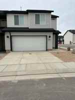 featured image of 382 W 2025 N