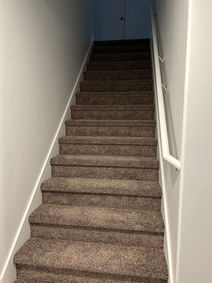 382 W 2025 N - Photo 3 of 14