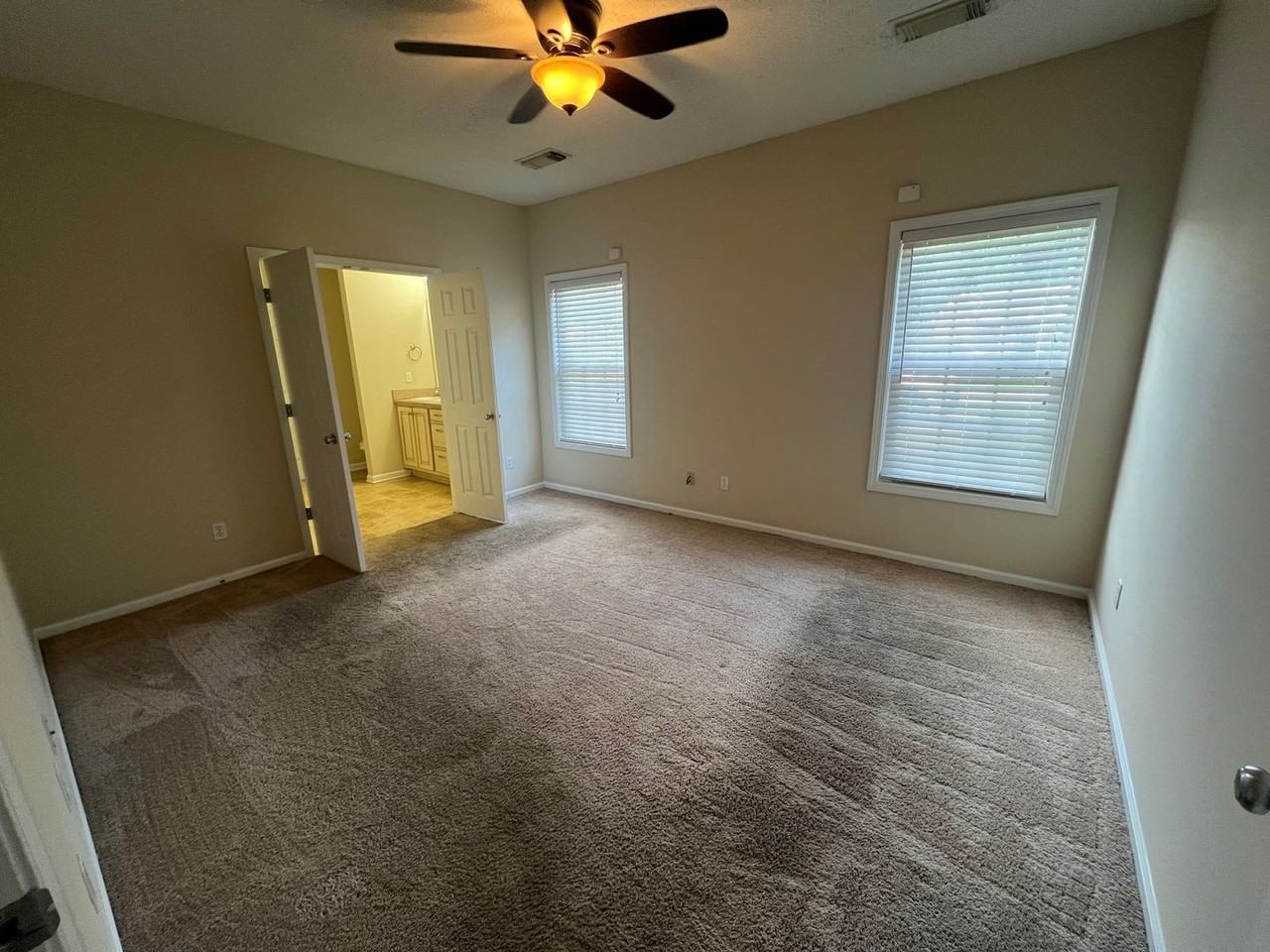 6513 Covington Villas Dr - Photo 6 of 27
