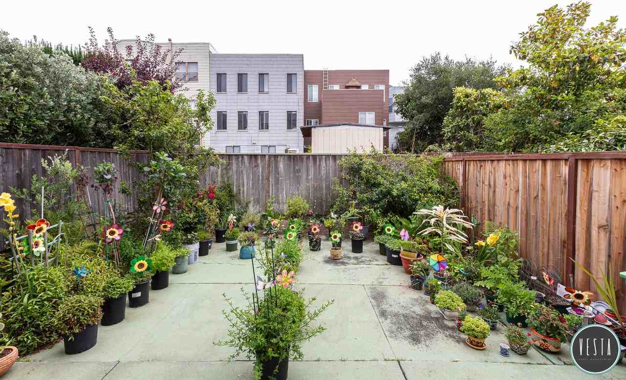 2320 22nd Ave #4 - Photo 2 of 19