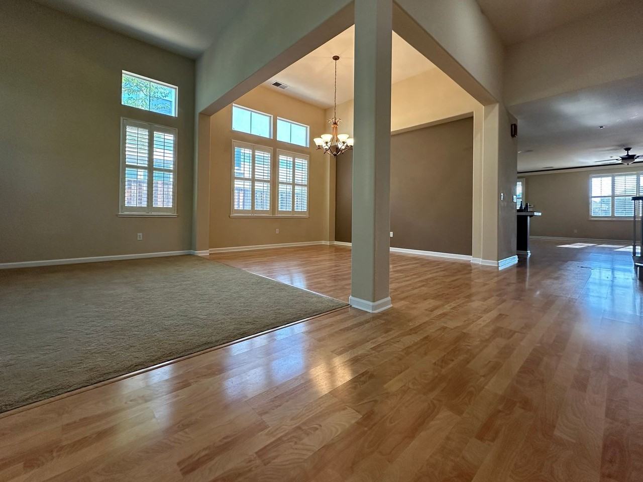 423 Iron Club Dr - Photo 2 of 32