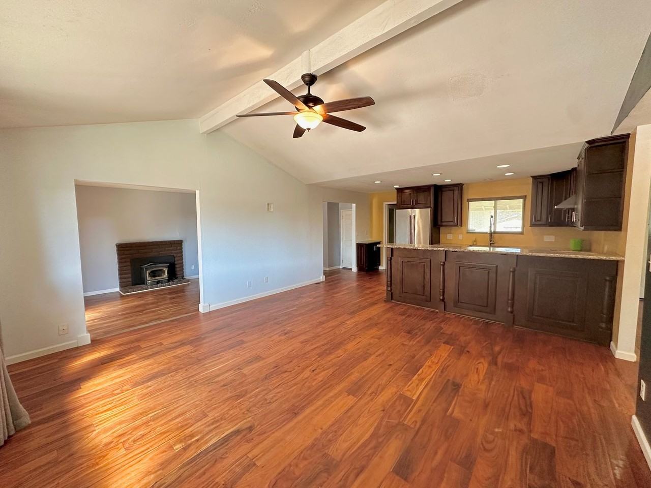 3648 San Lisa Ct - Photo 4 of 32