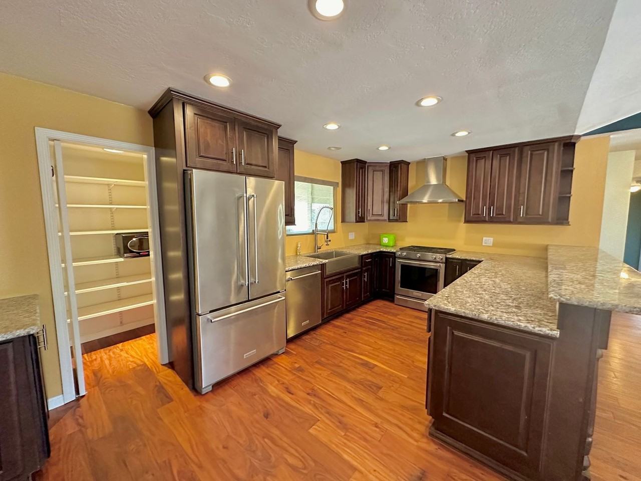 3648 San Lisa Ct - Photo 6 of 32