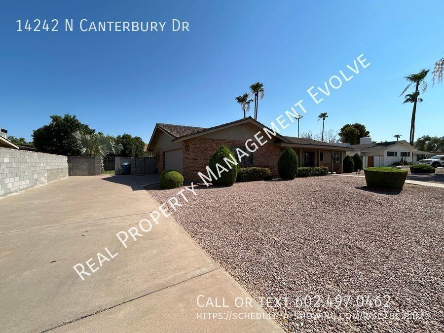 14242 N Canterbury Dr - Photo 3 of 50