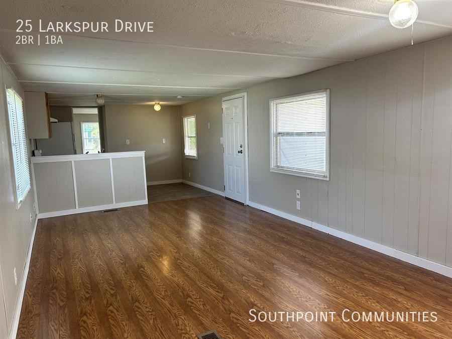 25 Larkspur Dr - Photo 3 of 9