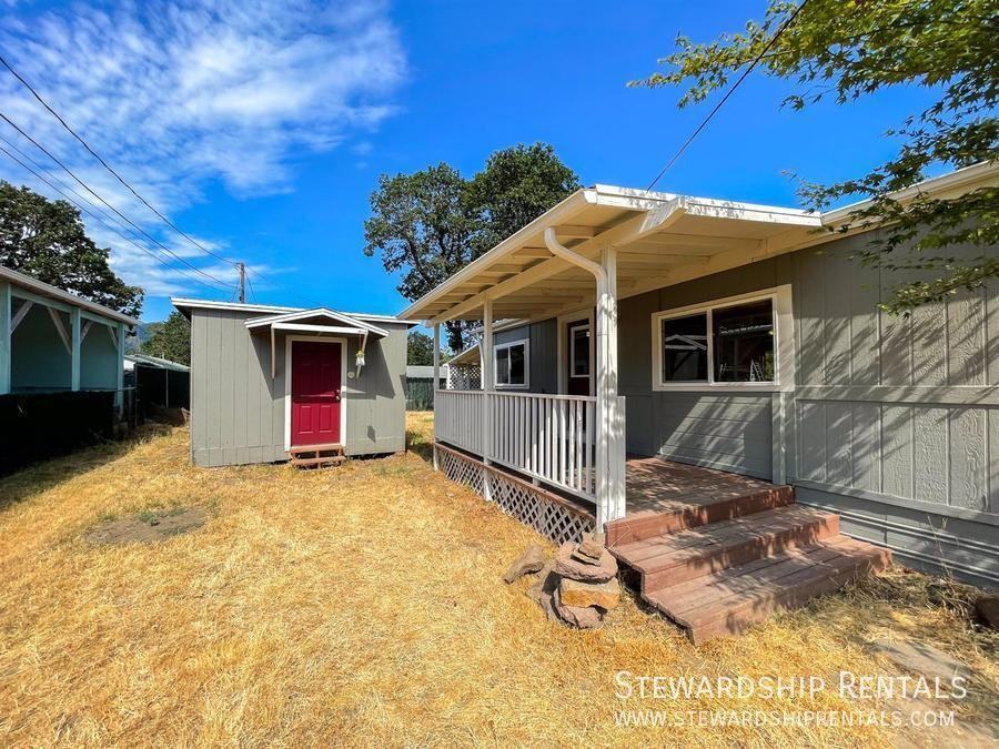 76330 Rock Rd - Photo 2 of 31