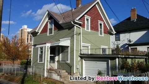 731 E 26th St - Photo 2 of 14