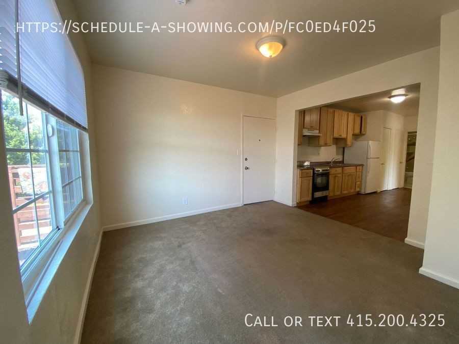 3213 Filbert St #4 - Photo 3 of 7