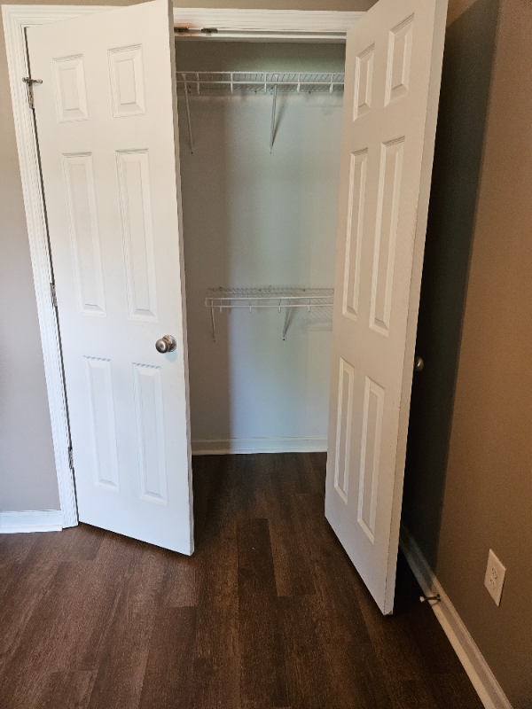 414 S Main St - Photo 3 of 7