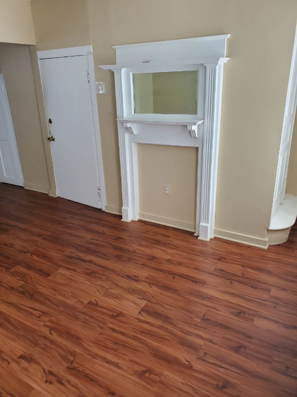 432 S Franklin St #7 - Photo 6 of 14