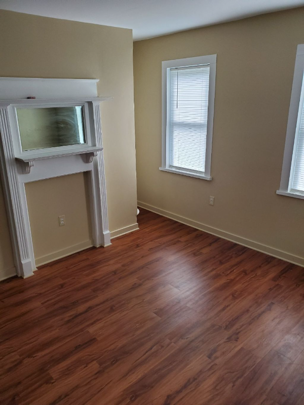 432 S Franklin St #7 - Photo 7 of 14