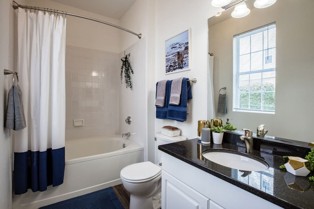 Heritage on the Merrimack - Photo 6 of 26