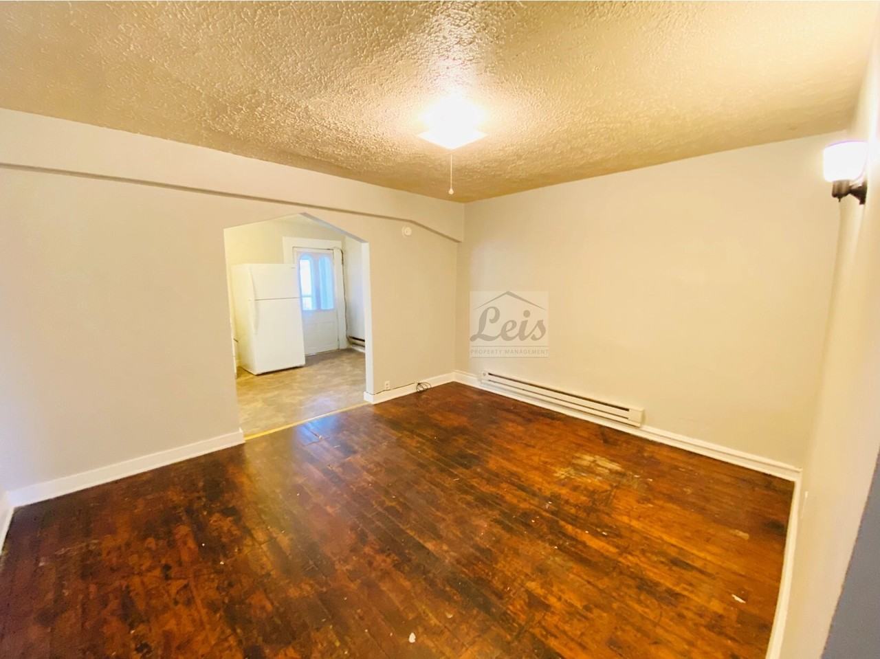 120 Montgomery Greenville - Photo 2 of 9