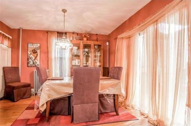 27 Becket St - Photo 6 of 50