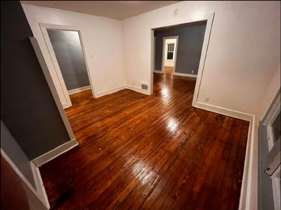 1104 Gomber Avenue - Photo 3 of 6