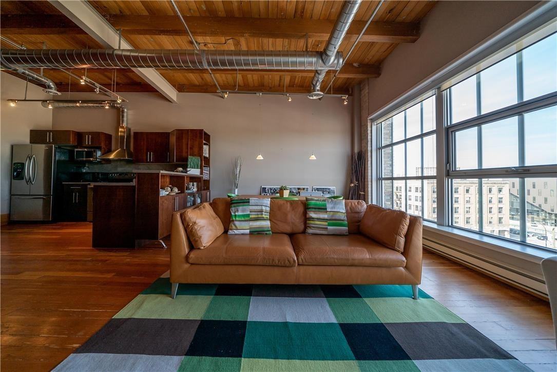 120 Princess Street - Photo 2 of 19