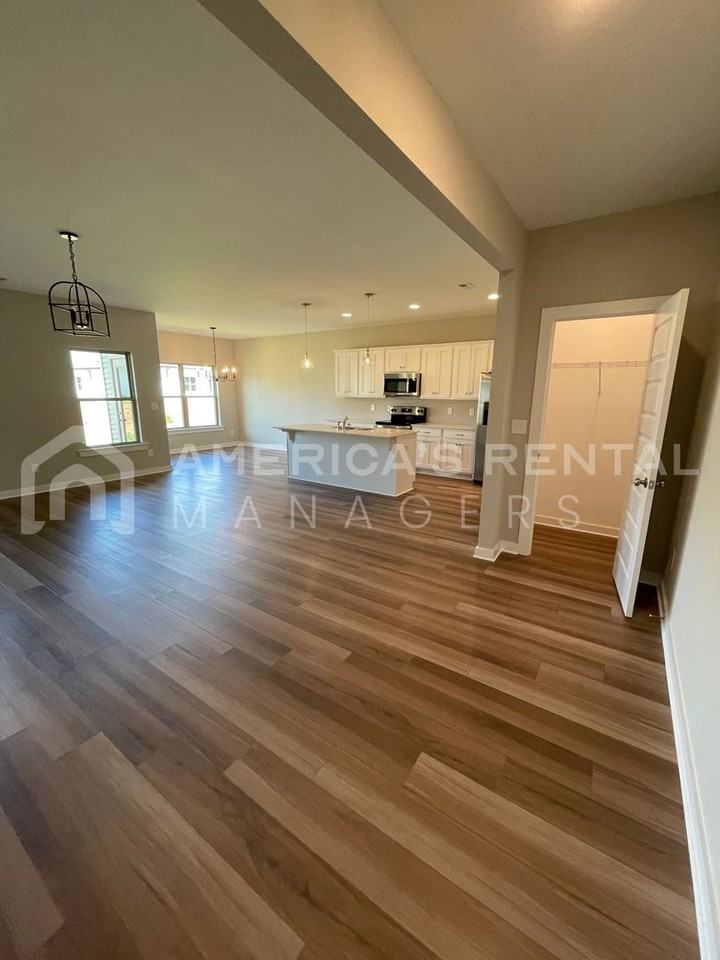 106 Edisto Cir - Photo 7 of 36