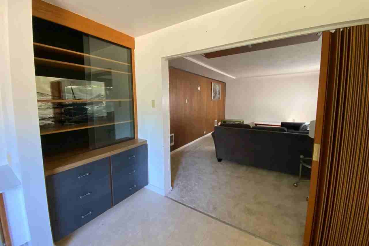 10015 Sw Boones Ferry Rd Rm 1 - Photo 2 of 5