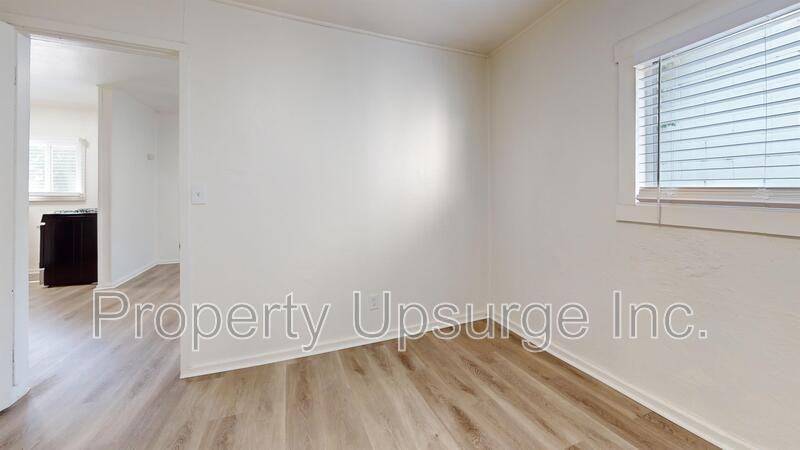 630 Bird Street - Photo 7 of 14