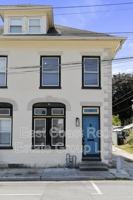 featured image of 131 Fairground Ave #131