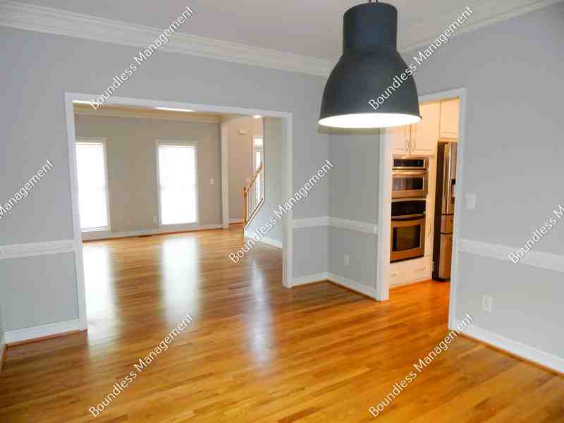 125 Broadwell Oaks Ct - Photo 4 of 22