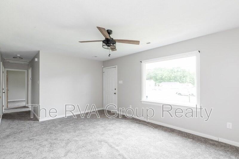 201 Evergreen Ave - Photo 7 of 35