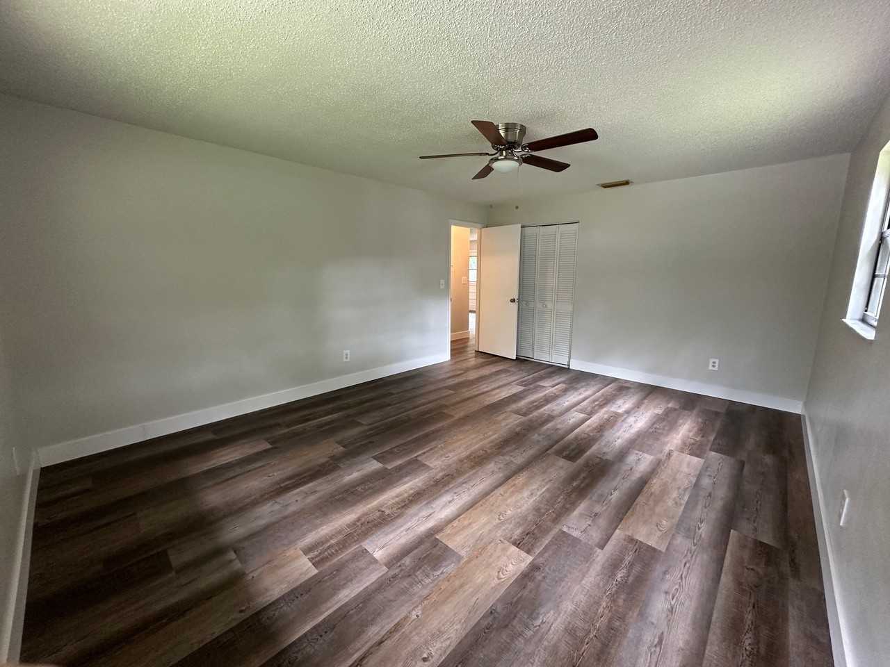 1626 Anniston Ave - Photo 2 of 11