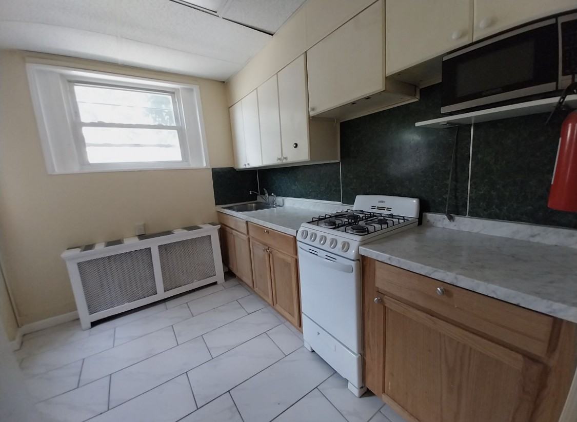 819 Kimball St - Photo 7 of 19