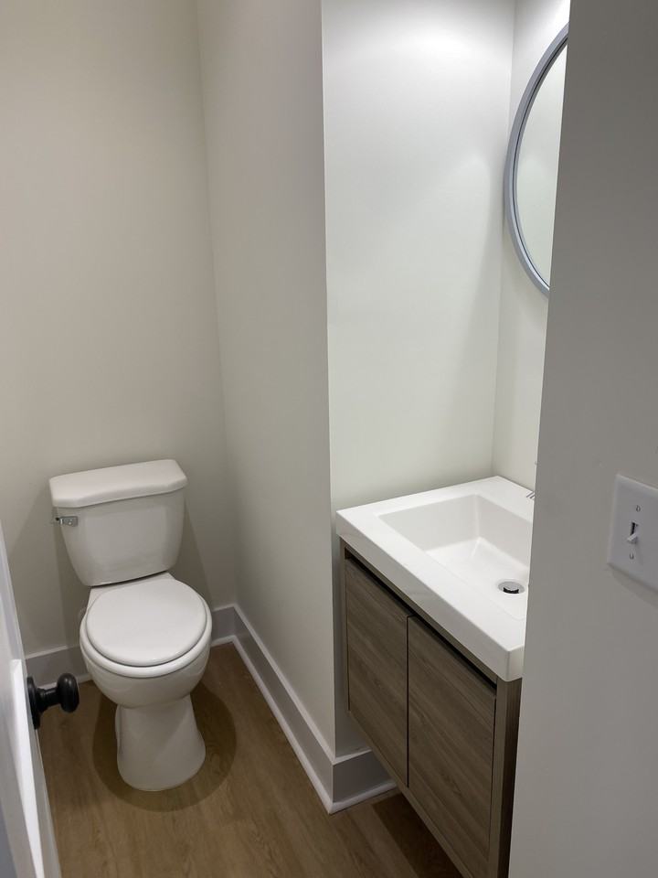 1357 Belfair St - Photo 3 of 12