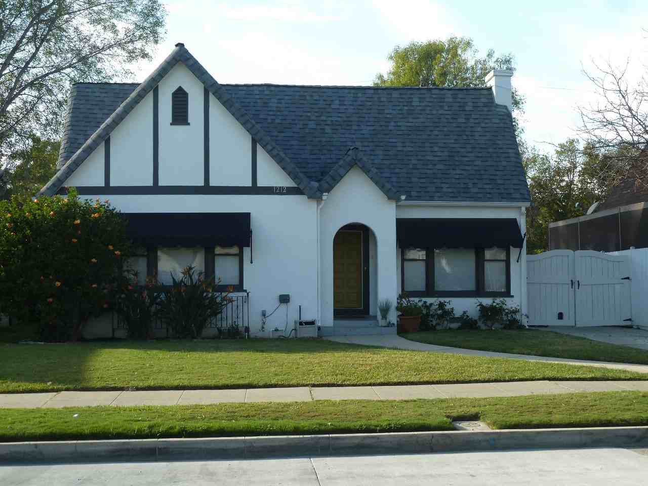 1212 S Parton St - Photo 2 of 17