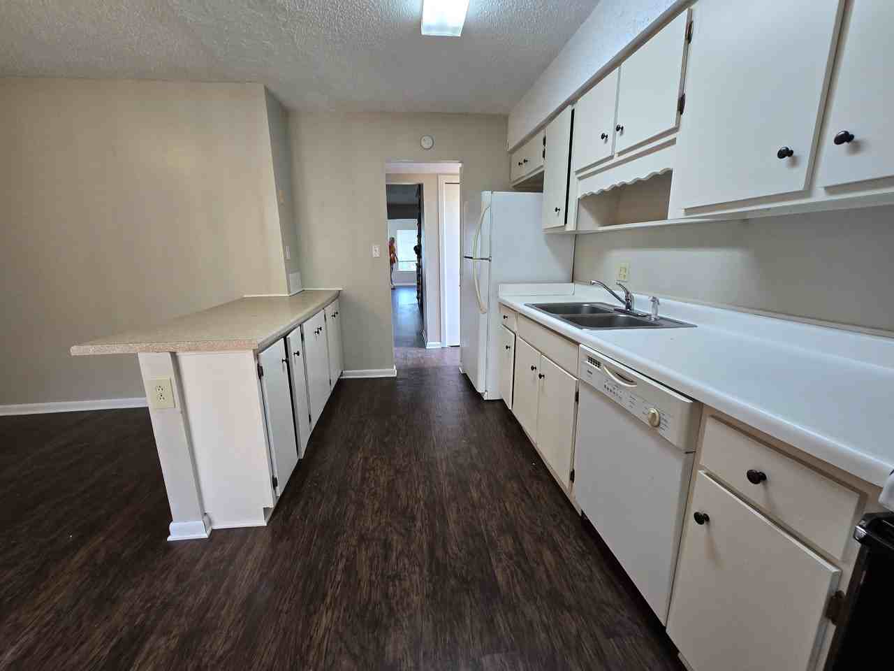 4828 Huron Dr - Photo 7 of 21