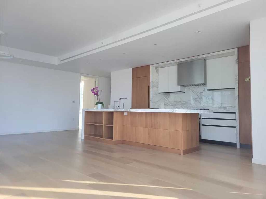 W End Ave #16D - Photo 3 of 5