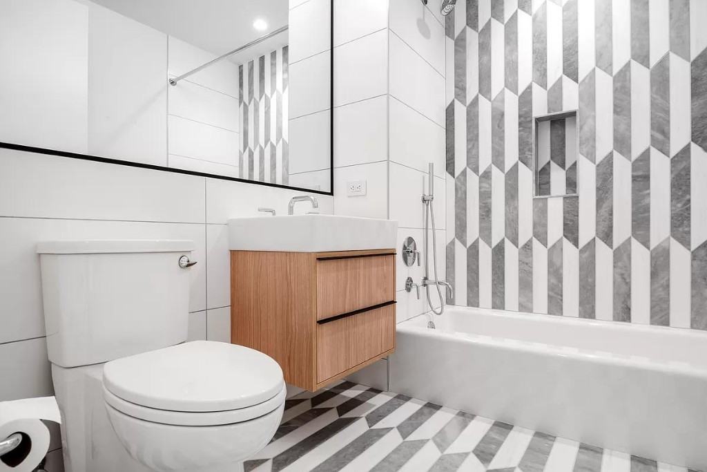 N 1st St #6K - Photo 3 of 18