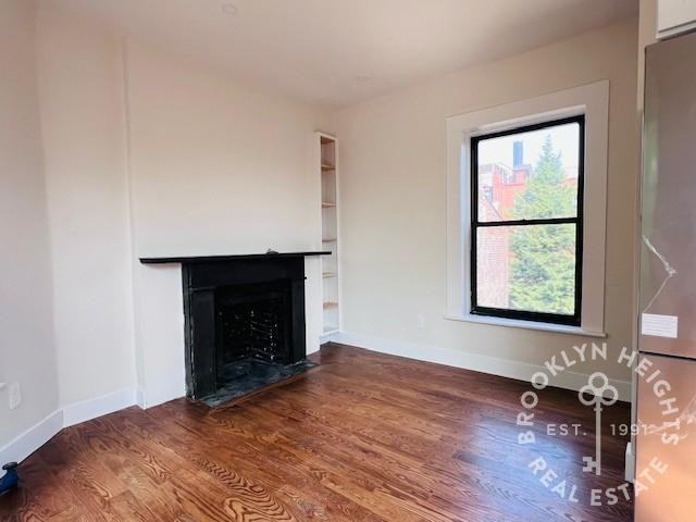 49 Garden Pl #4N - Photo 3 of 13