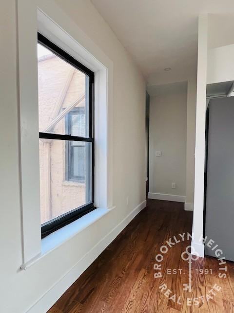 49 Garden Pl #4N - Photo 5 of 13