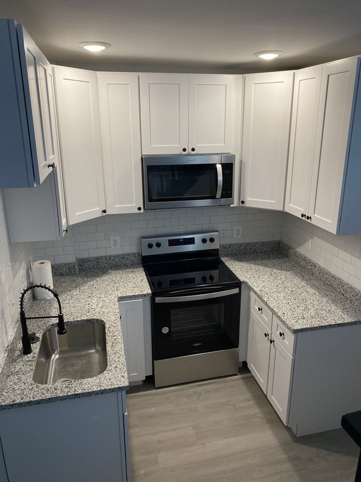 146 N East Avenue - Photo 4 of 17