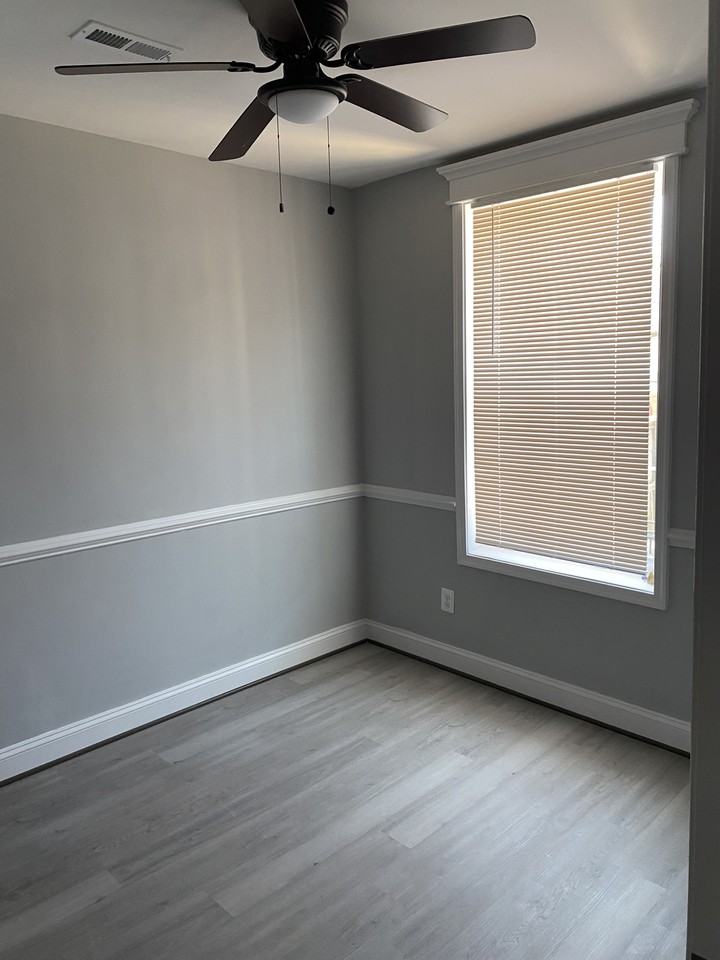 146 N East Avenue - Photo 5 of 16