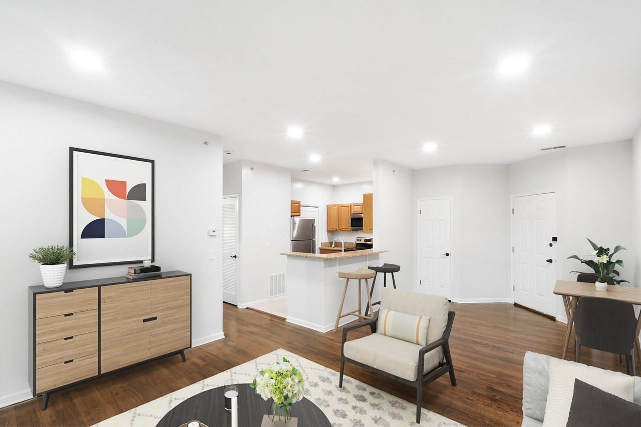 LAFAYETTE COURT L.L.C. - Photo 7 of 14