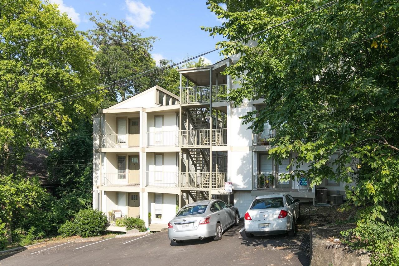 Caribou Apartments - Photo 5 of 32