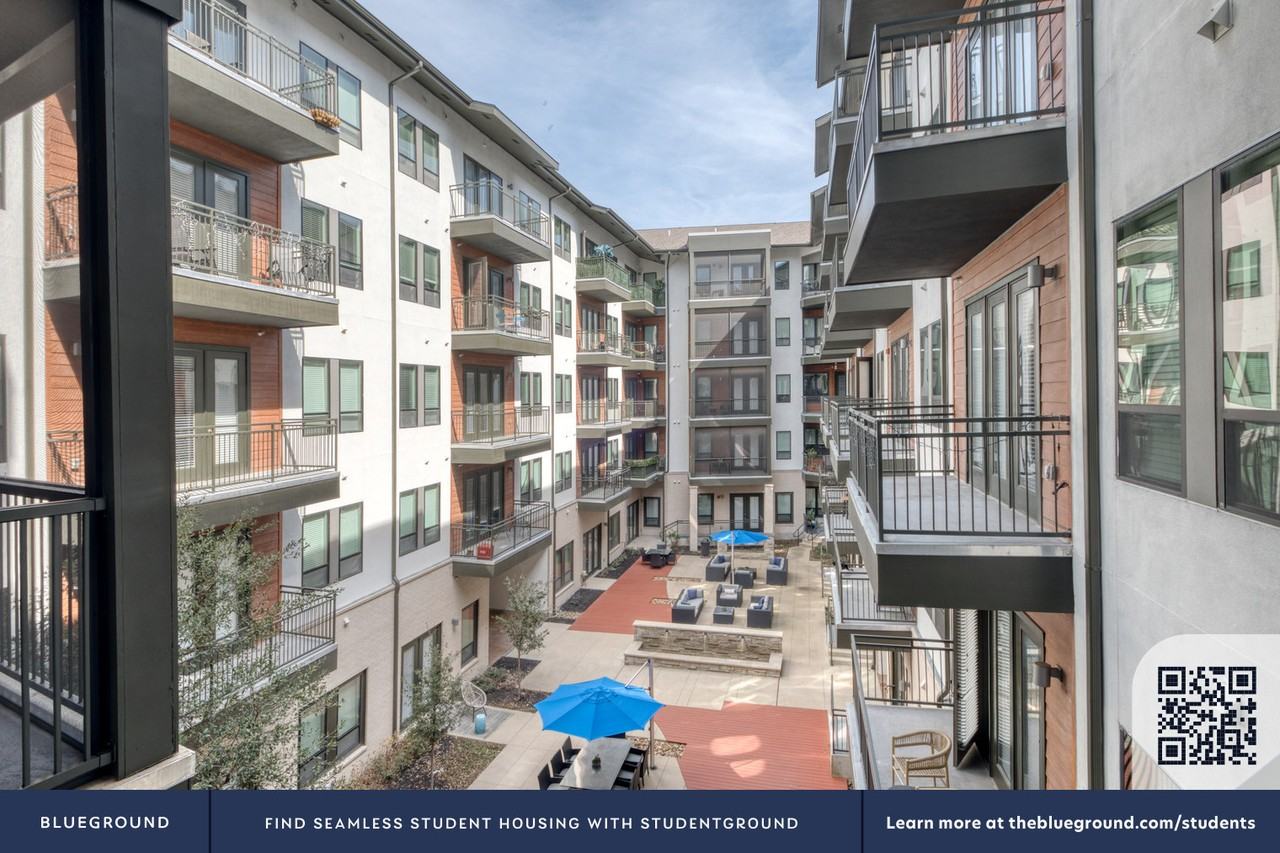 3201 Esperanza Crossing - Photo 7 of 36