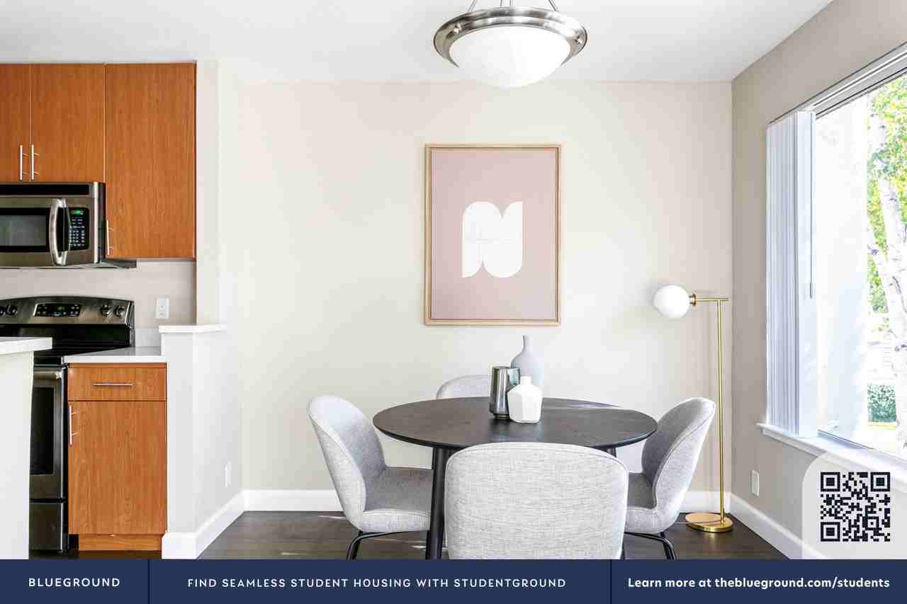 900 Pepper Tree Lane - Photo 6 of 28