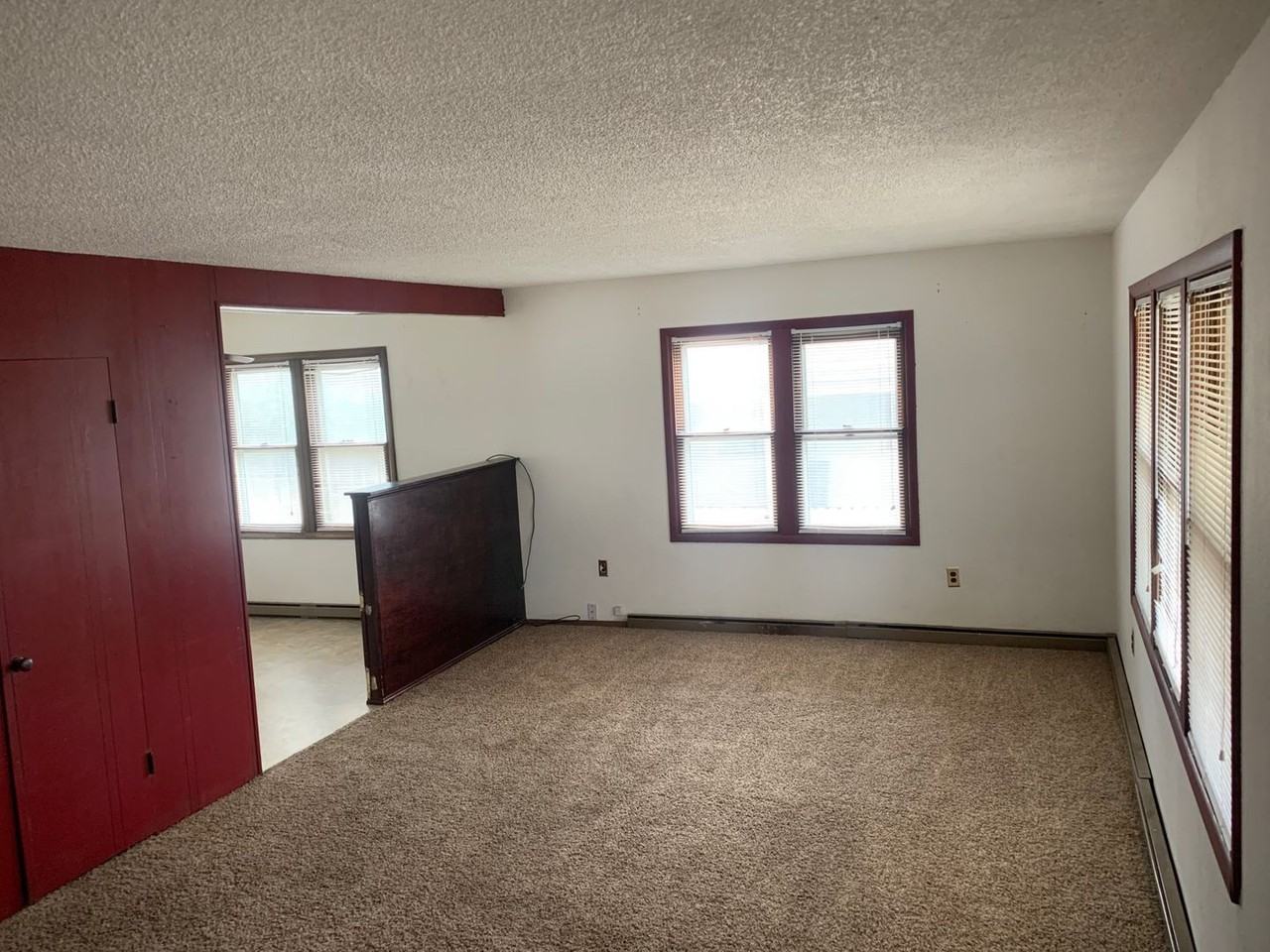 1310 Williams Blvd - Photo 4 of 16