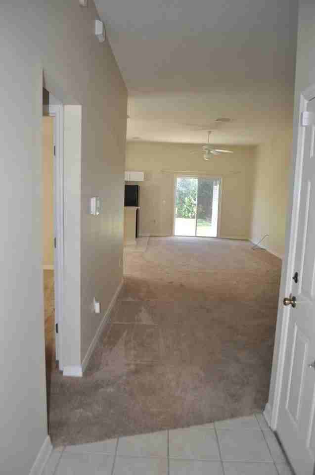 16 Russman Ln - Photo 2 of 25