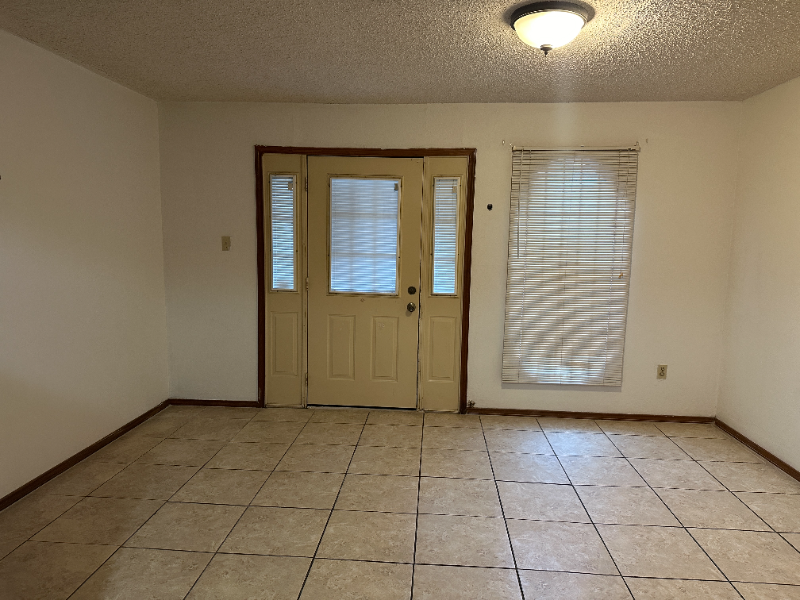 3501 N 23rd Ln #104 - Photo 7 of 9