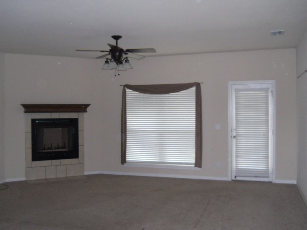 1310 Lewis And Clark Trl - Photo 2 of 15